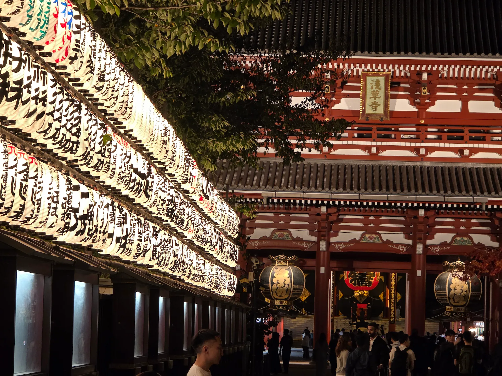 深夜的浅草寺